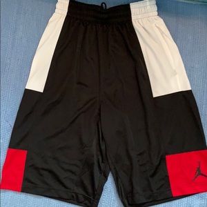 Men’s size small Jordan basketball shorts